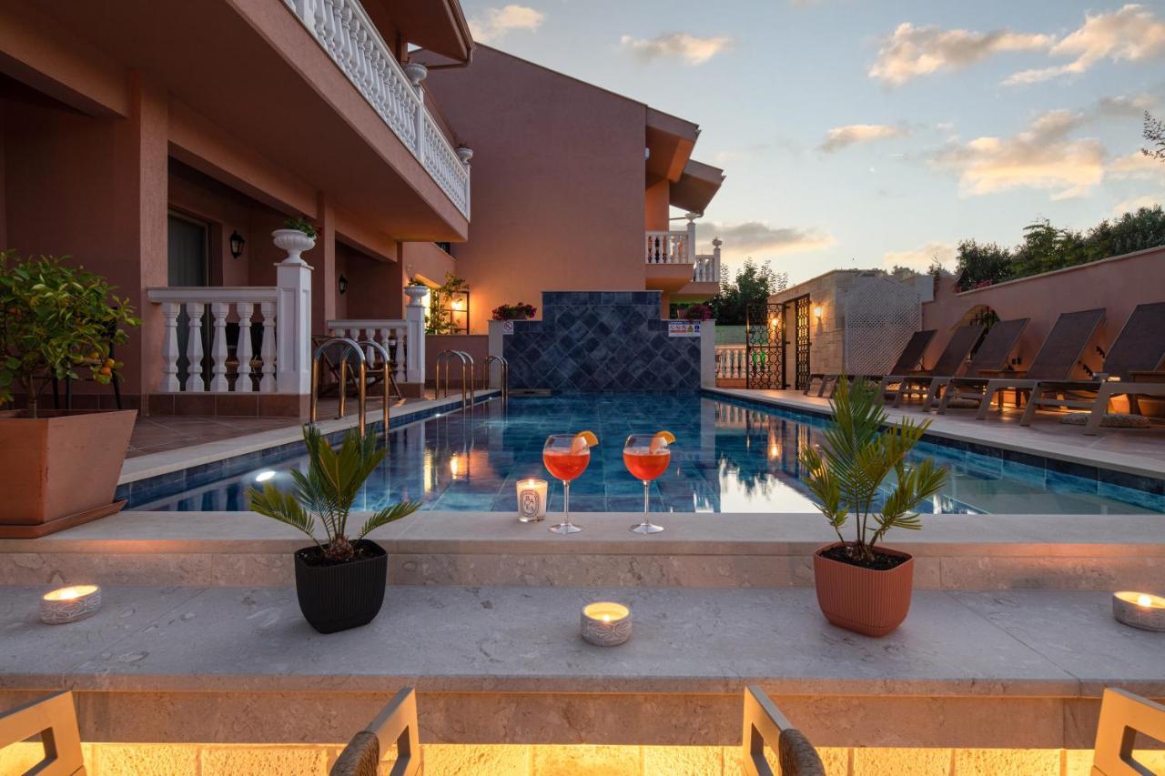 Kseynasa Suites Nikiti  Exteriér fotografie