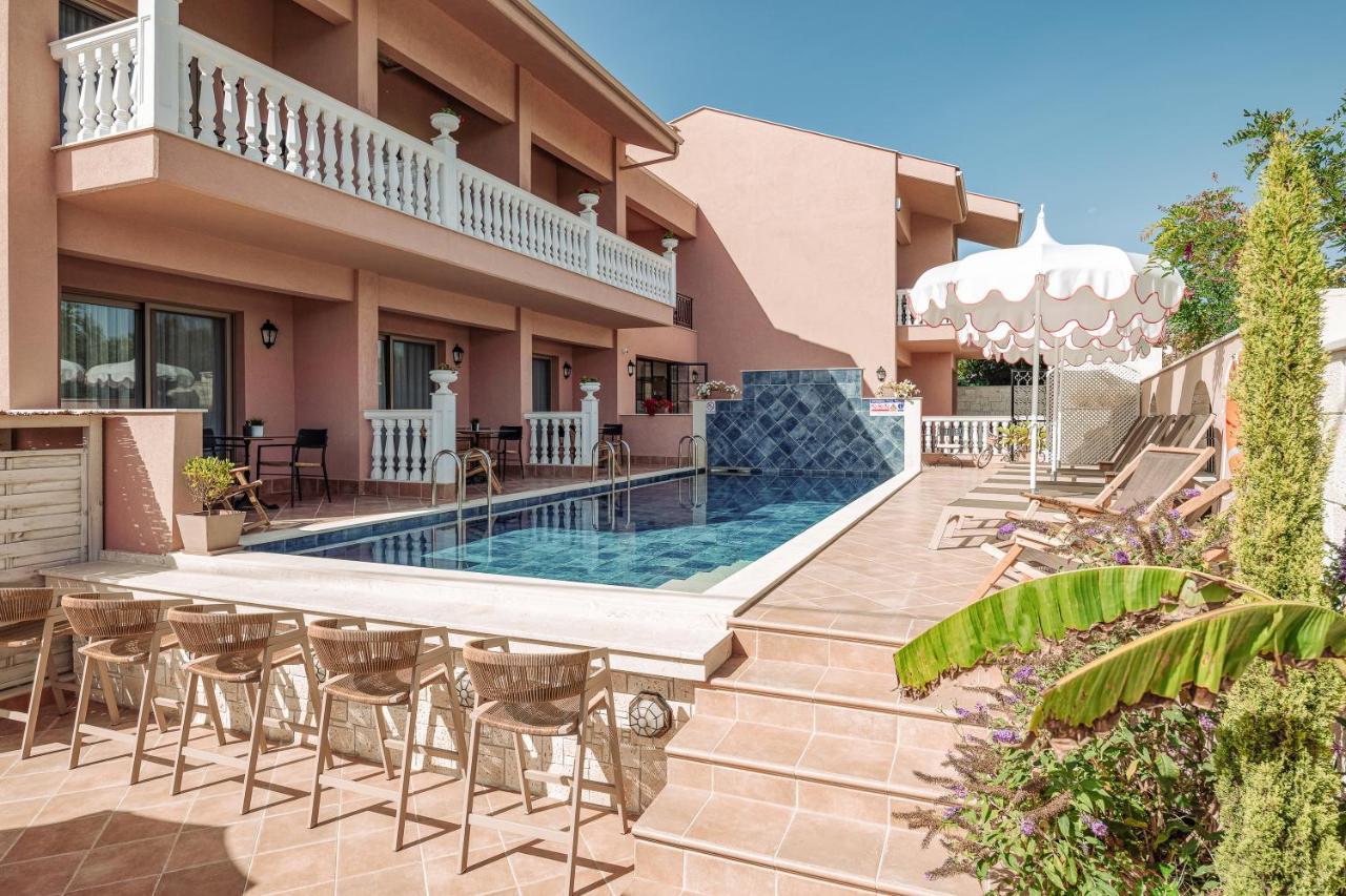 Kseynasa Suites Nikiti  Exteriér fotografie