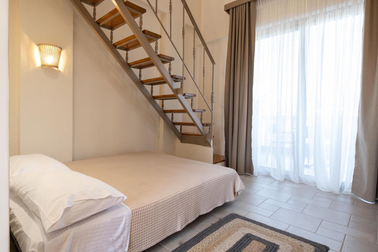Kseynasa Suites Nikiti  Exteriér fotografie